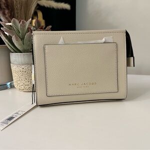 Marc Jacobs The Grind Leather Cosmetic Bag S202L01PF22